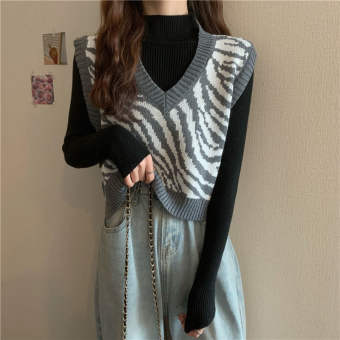 Áo Gi-lê Ngắn Nữ In Hình Ngựa Vằn Cổ Chữ V, Áo Len