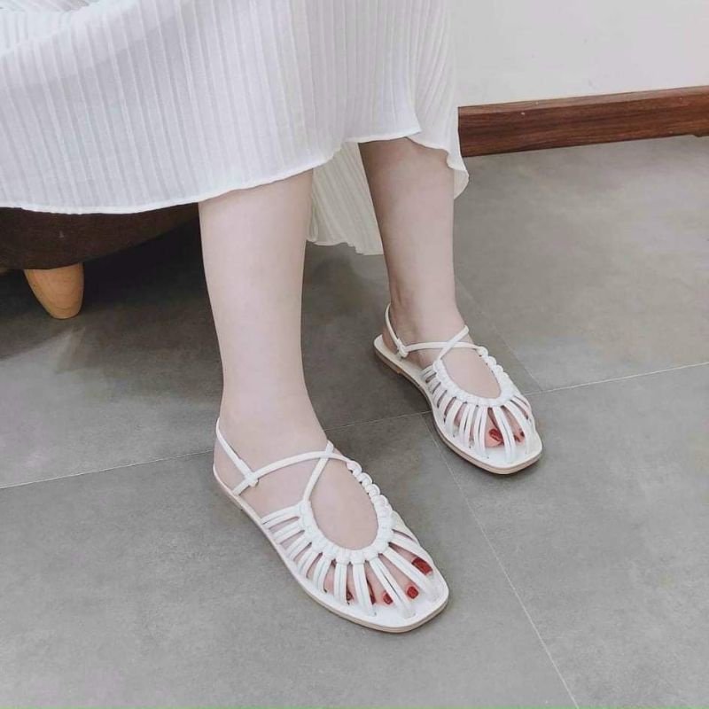 Giày sandal nữ đế bệt mạng nhện có size lớn đến 42