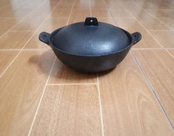 Nồi gang kho thịt cá 18cm ( số 3 )