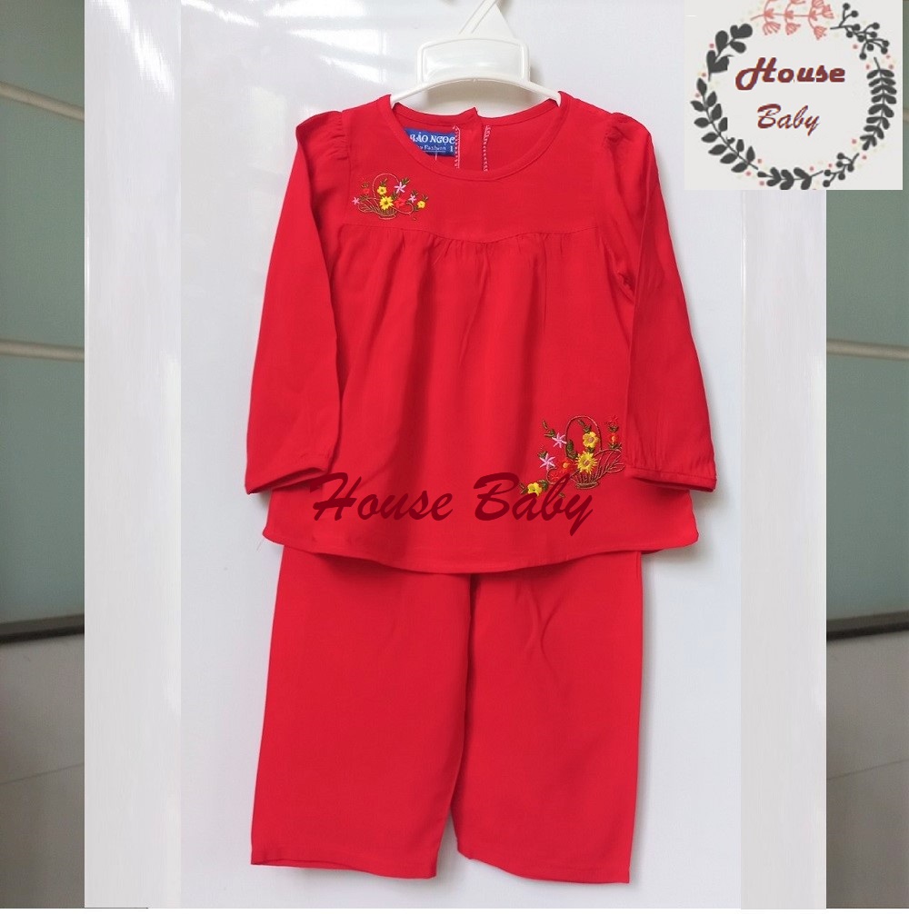 Bộ tay dài thương hiệu Bảo Ngọc cho bé gái từ 7 đến 37kg. chất lanh được nhập từ công ty dệt may Việt Thắng thấm hút mồ hôi tốt.
