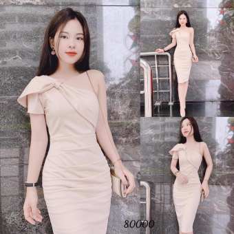 ĐẦM ÔM DỰ TIỆC TRỄ VAI SIÊU DỄ THƯƠNG