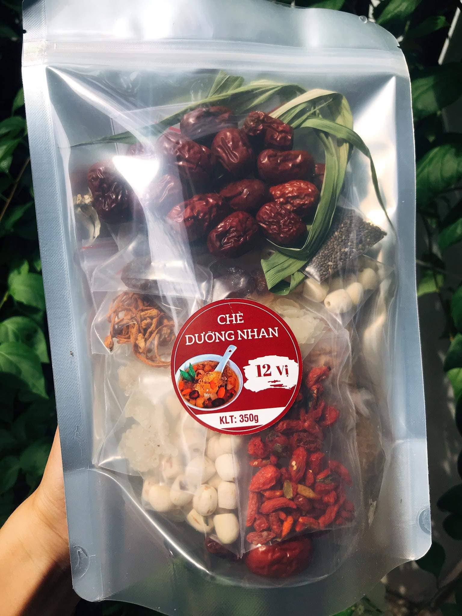 Set CHÈ TUYẾT YẾN DƯỠNG NHAN 350GR NẤU 16-18 Chai - Chè mát và giảm cân, giữ dáng dưỡng da hiệu quả Mixed89