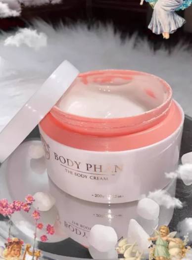 Kem Body Phấn Bà Lão Trắng MỊn Da 200g Chính Hãng 100% Bao Test