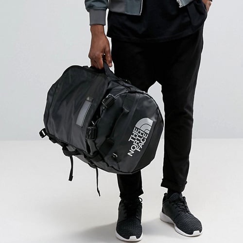 Balo du lịch chống nước trống ngang 21 lít The North Face Bace Camp Duffel