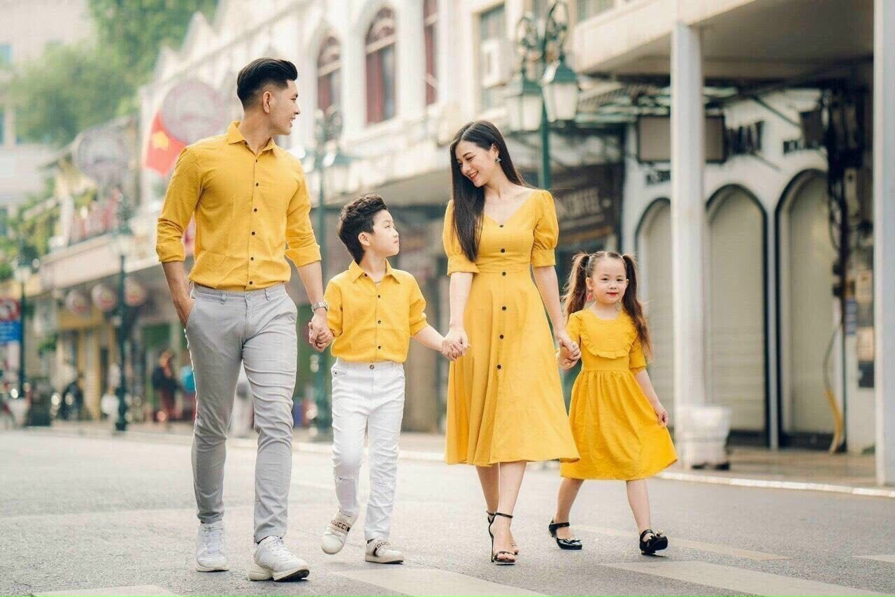 Set quần áo gia đình