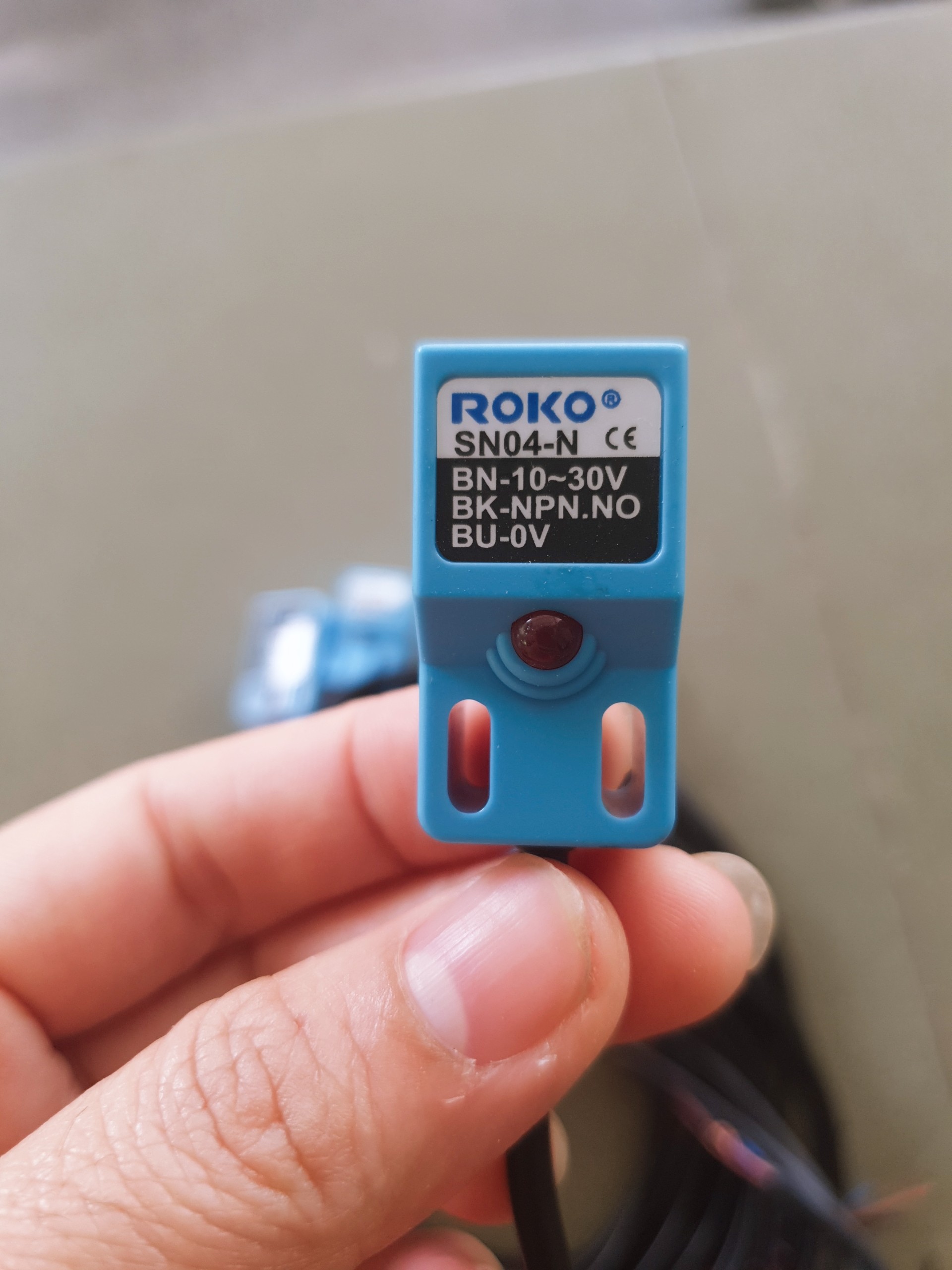 Cảm biến tiệm cận roko sn04-n ngõ ra npn