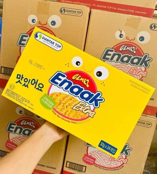 Snack mì gà ăn liền enaak