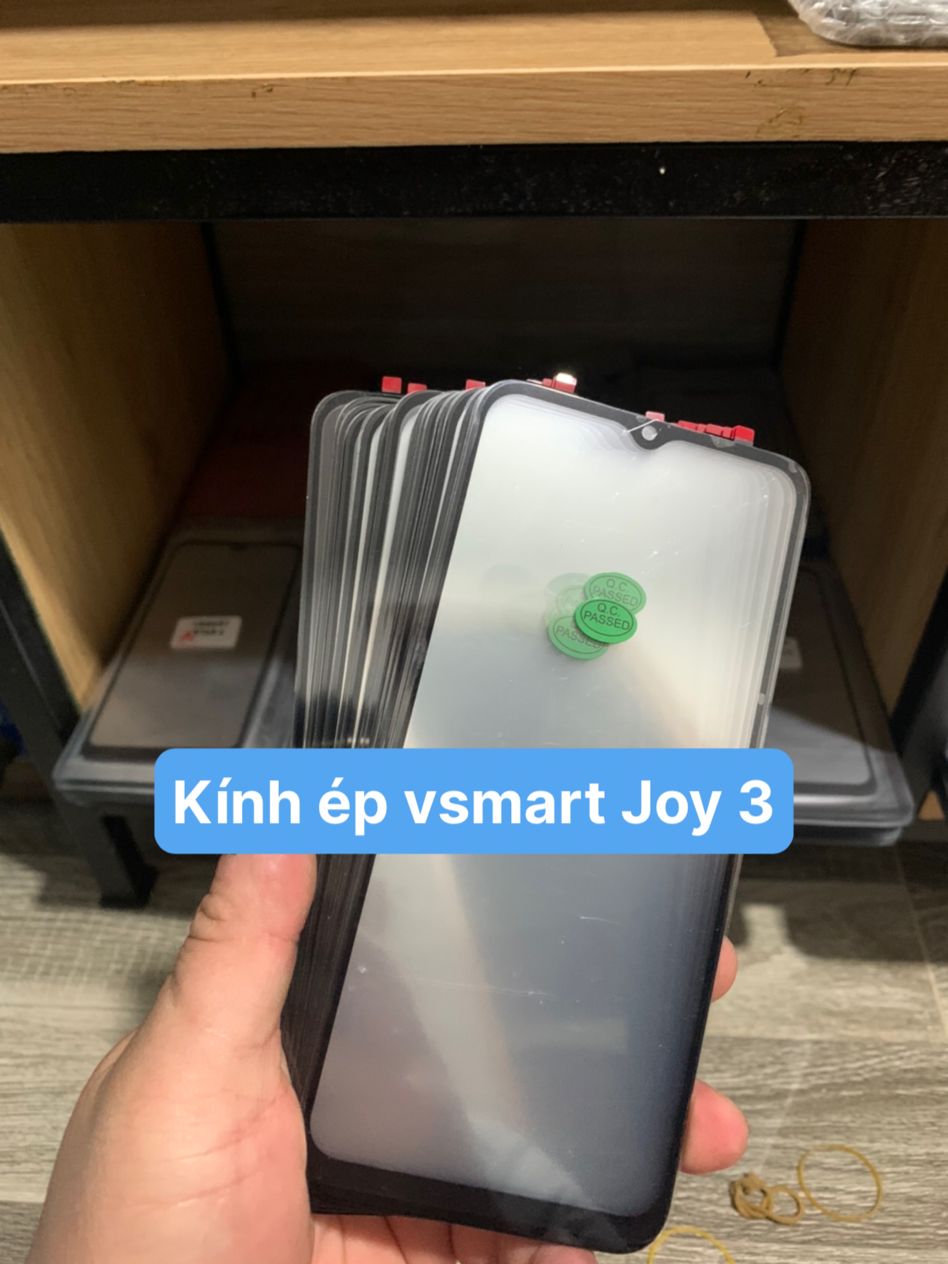 Kính ép màn hình điện thoại Vsmart Joy 3