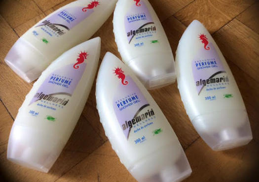 Sữa tắm cá ngựa Nhật