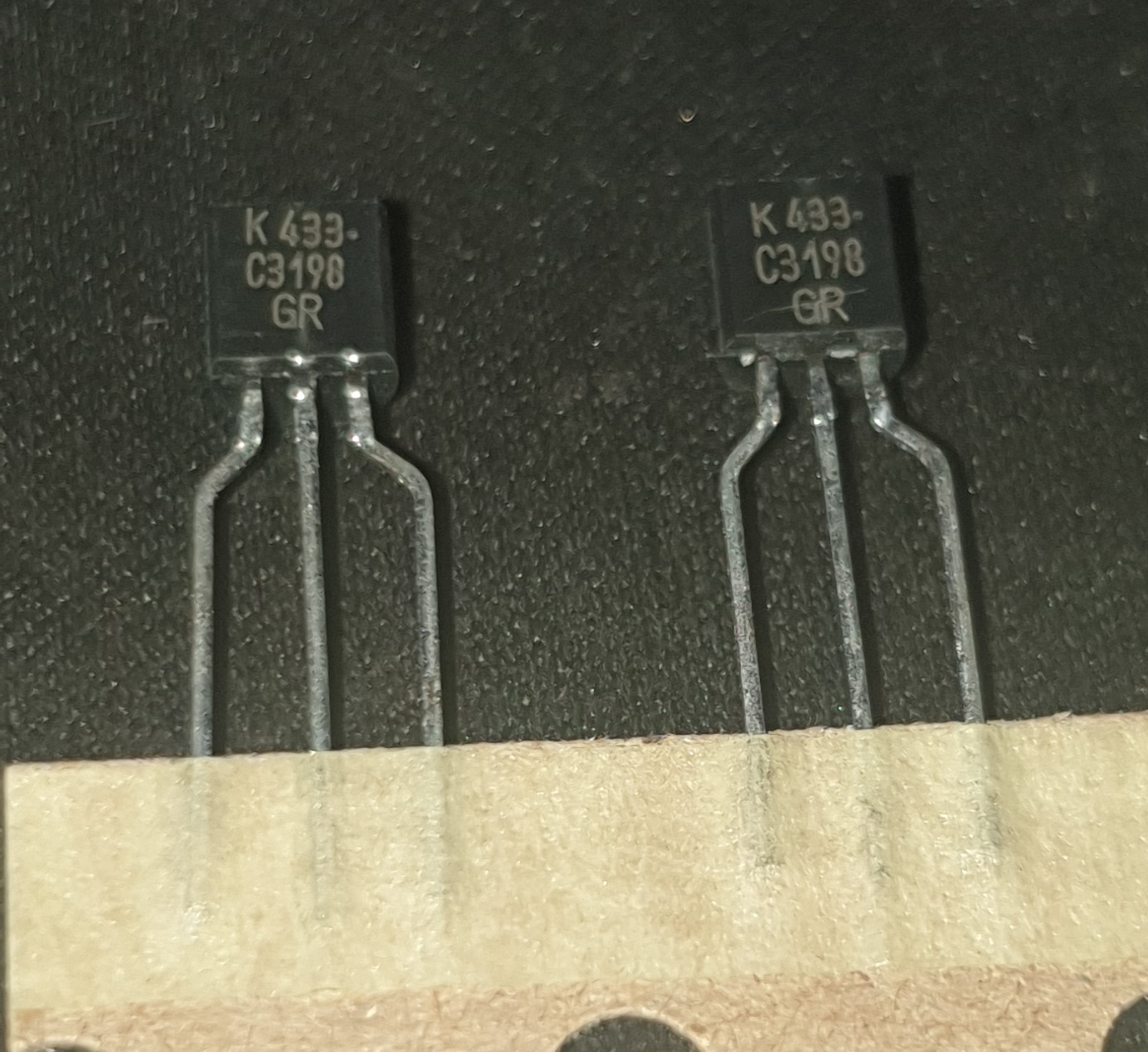 10Pcs- 2SC828 2SC-828 2SC 828 C828 NPN 30V 50mA TO-92 NPN Power Transistor Low Power Transistor General Purpose Miniature Transistor Electrical Circuitry Parts I219791094