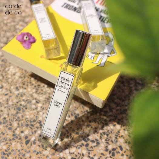 Tinh Dầu Nước Hoa Pháp Code Deco Good Girl Cá Tính, Ngọt Ngào, Gợi Cảm 12ml - Dạng Xịt Tiện Lợi