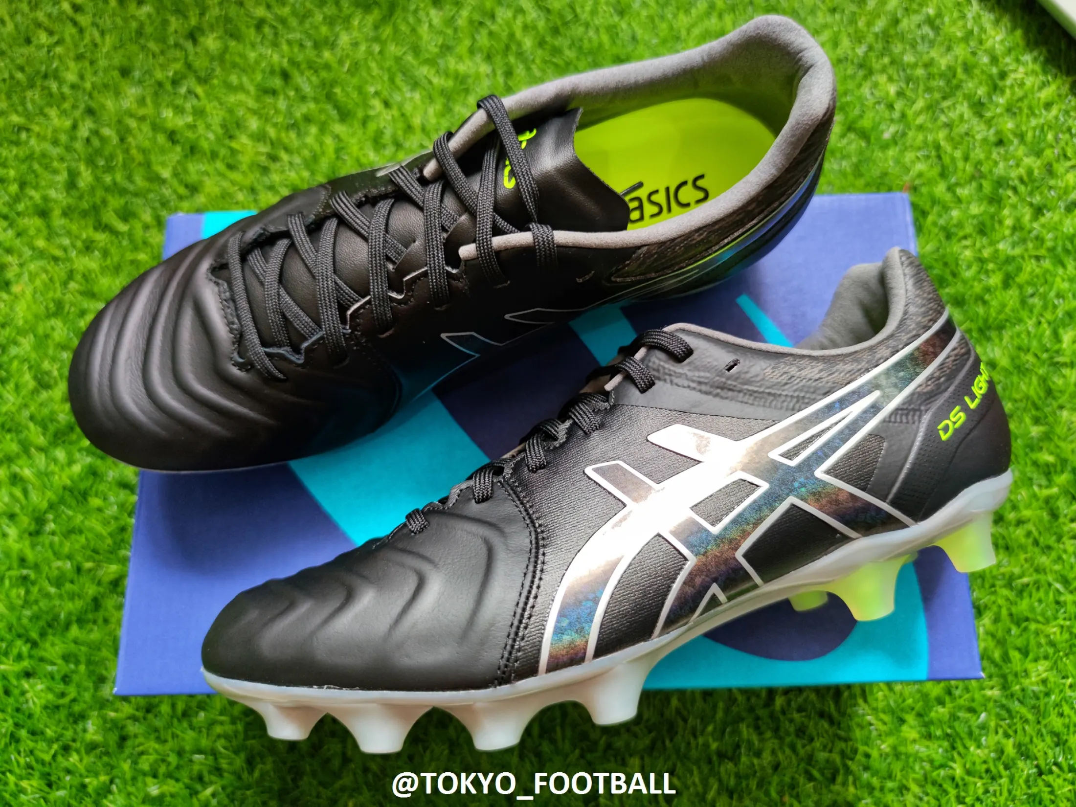 asics futsal shoes