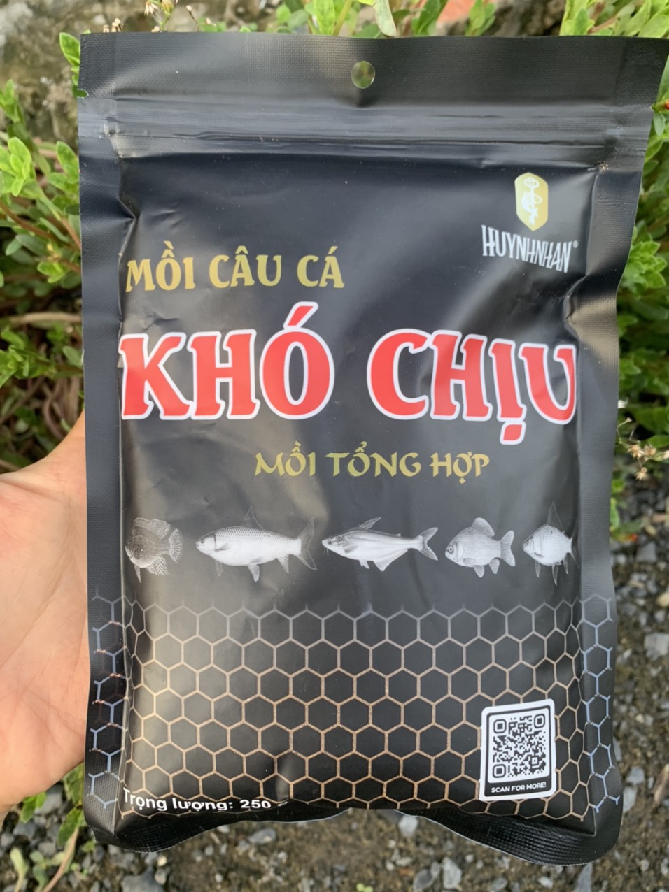 Mồi câu cá khó chịu, cám câu cá, mồi câu cá tổng hợp