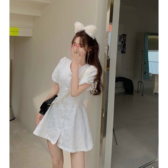 Đầm nữ teen gấm xốp hở lưng trẻ trung năng động dự tiệc chanh sả tnm2022