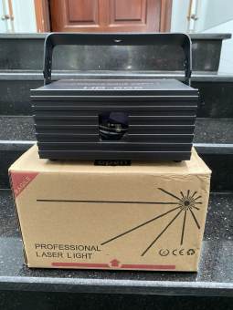 ĐÈN LASER HB-668 - SIÊU PHẨM DÙNG CHO PHÒNG BAY .