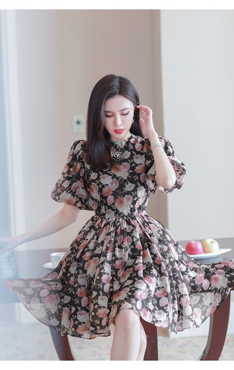 Đầm voan xòe hoa lụa siêu xinh xắn tôn dáng sang chảnh cho các nàng