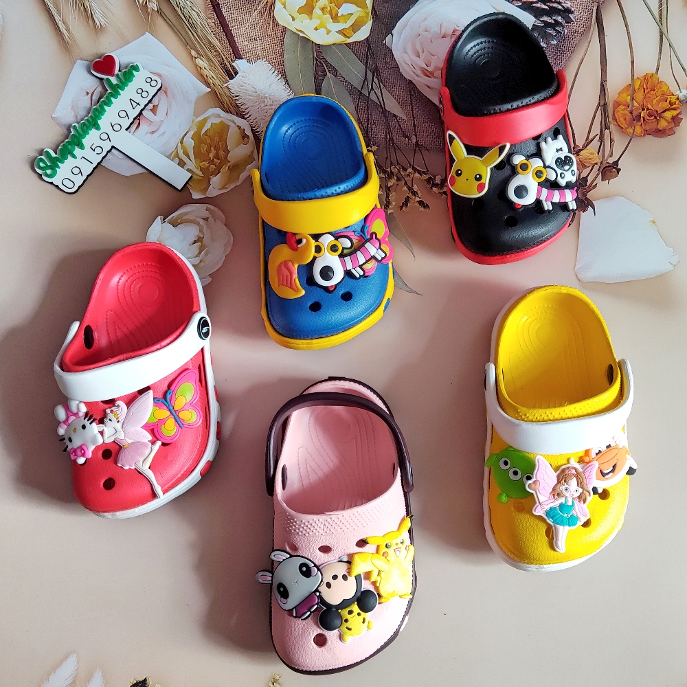 Dép sục cho bé gái nhiều sticker dể thương cho bé