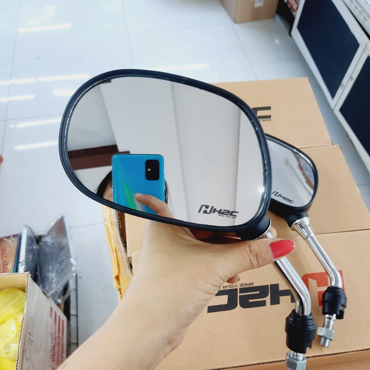 Gương xe máy Kính Kiểu Spark Trái HC loại đẹp, Gắn đa số xe gắn máy