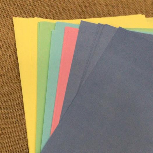 GIẤY A4 MÀU MỎNG - ĐỊNH LƯỢNG 70GSM - (NHẮN TIN VỚI SHOP ĐỂ LỰA CHỌN MÀU) - 10.000/20 TỜ