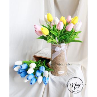 Hoa giả, Hoa Tulip kèm lọ cói