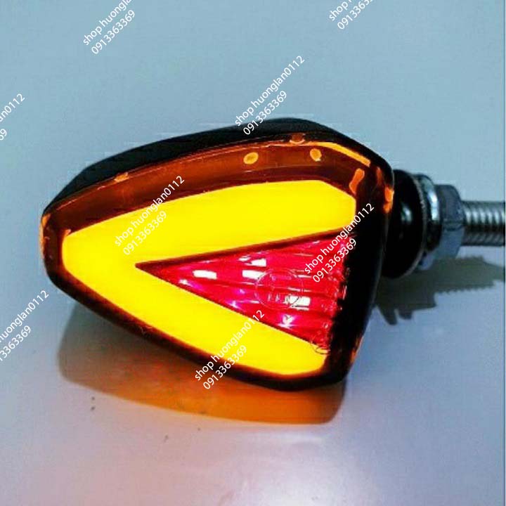 Đèn led xi nhan xe máy mẫu hình mũi tên giá 1 đôi