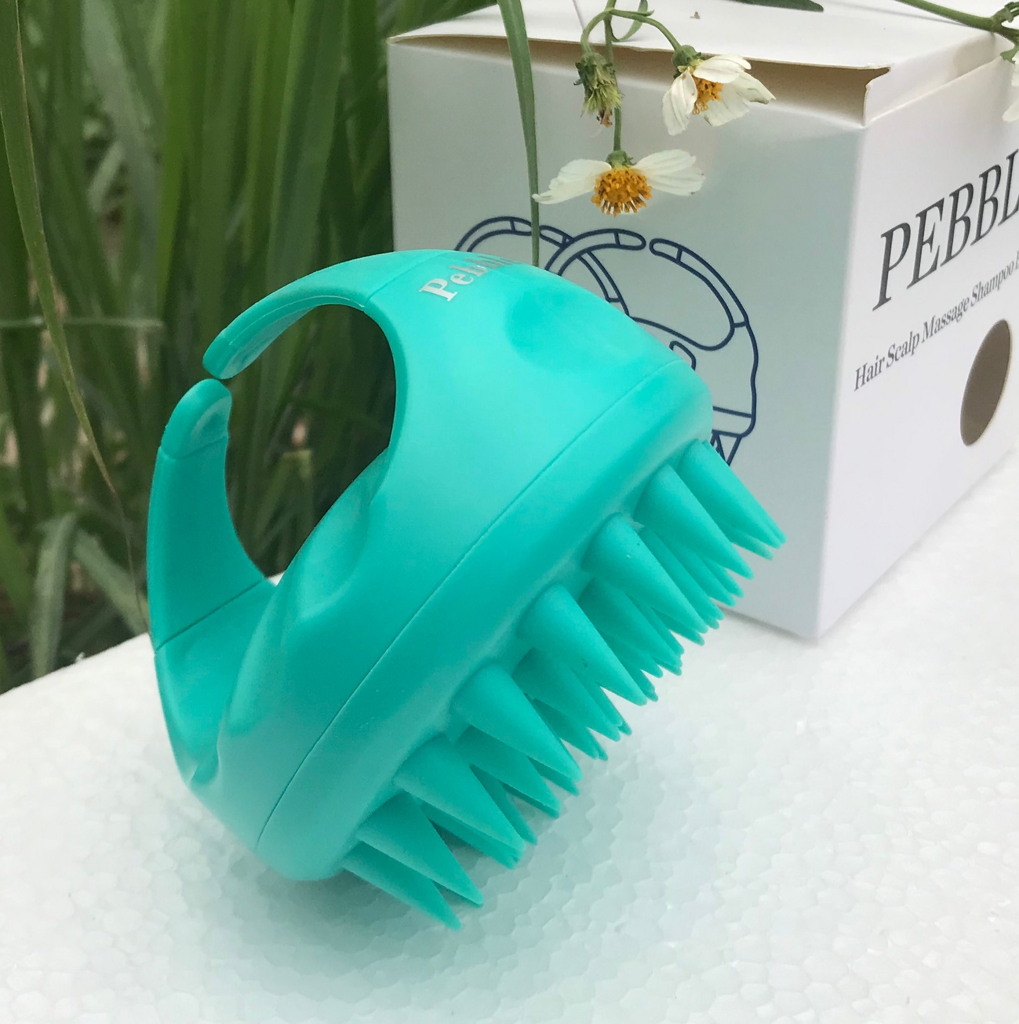 Lược gội đầu và kích thích da đầu pebble lucy giảm gàu rụng hiệu quả (Hàng xuất Nhật)