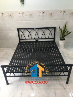 Giường  sắt mỹ nghệ mẫu 10 đủ kích thước từ 1m đến 1m8 x 2m