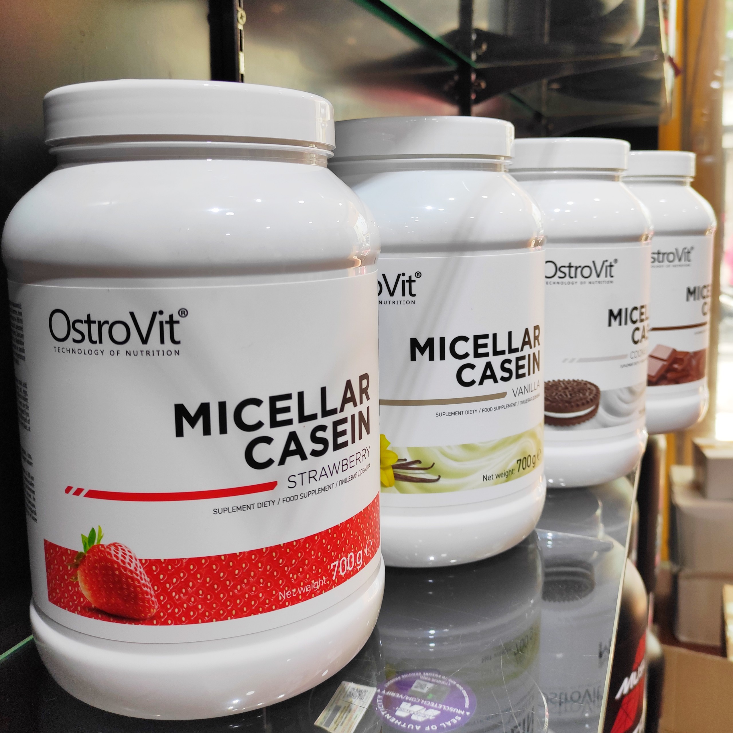 Ostrovit micellar casein 700g - hỗ trợ xây dựng, phục hồi cơ bắp ban đêm, ngay cả trong lúc ngủ - nhiều mùi vị | lazada. Vn