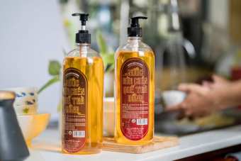 Nước rửa chén, quế trà bồng chiết suất tinh dầu quế, chai 1000ml