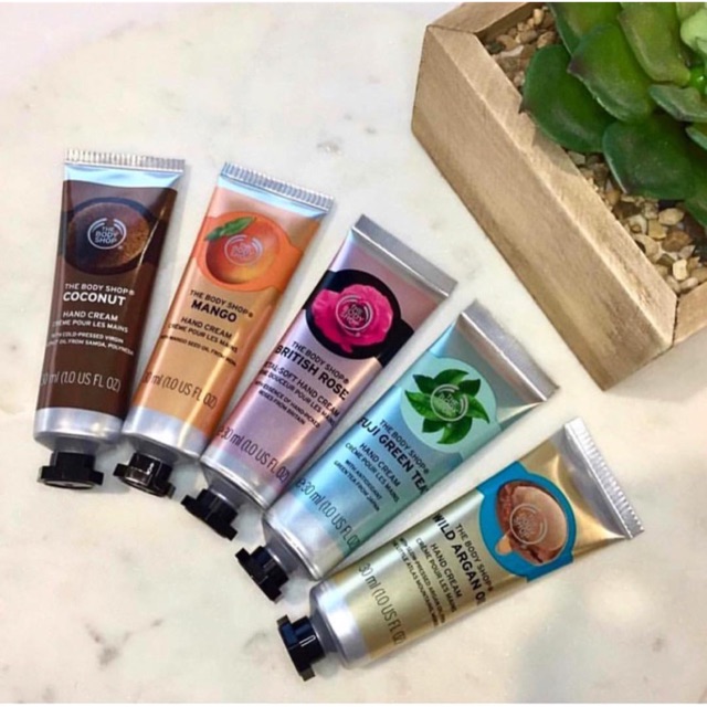 Kem dưỡng tay the body shop hand cream 30ml