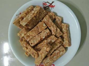 01 KG -  Kẹo dừa đậu phộng giòn (béo đặc biệt.)