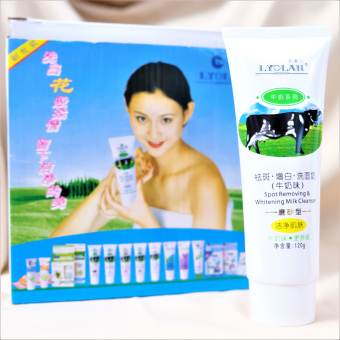 Sữa rửa mặt sữa bò lyolan 120G nội địa Trung