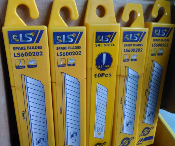 Hộp lưỡi dao rọc giấy lớn ls, 1 hộp 10 lưỡi dao giấy lớn giá rẻ npp...