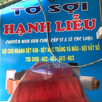 Chỉ May Màu Công Nghiệp Hạnh Liễu 40/2: chỉ may màu đỏ tươi ( 85.000/6cuộn/kg )