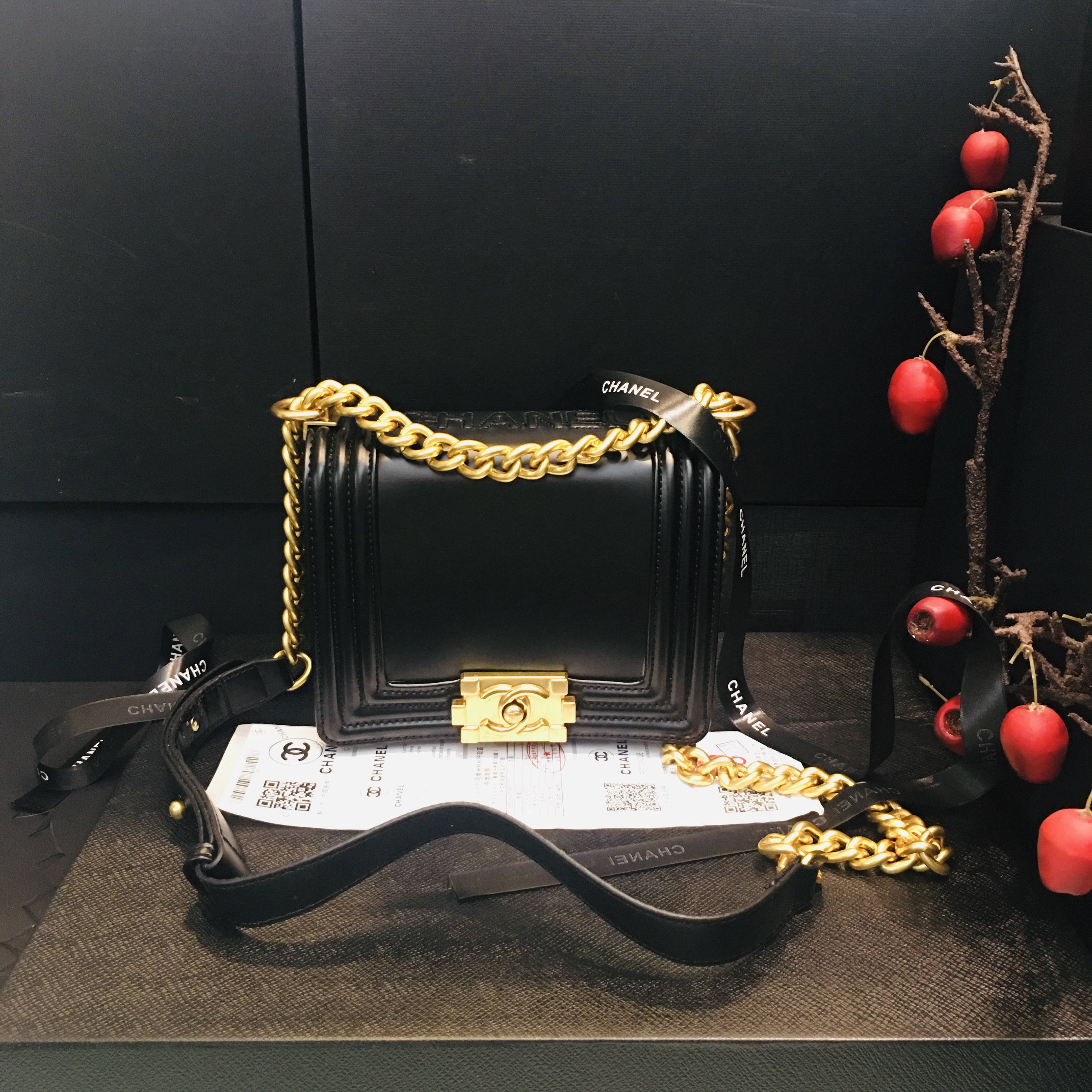 Túi xách c.n a.u b.o.y trendy vip luxury 1:1 đeo chéo xách tay nguyên seal lì xì tien mat cho đơn hàng 8/3 - sz 19x7x15cm