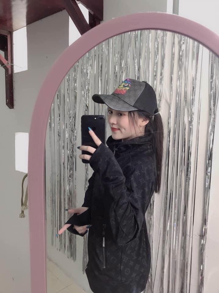 Áo khoác chống nắng nam nữ chất vải Umi dày dặn mềm mịn không phài màu không xù lông chống tiA UV thoáng khí 2 màu cao cấp