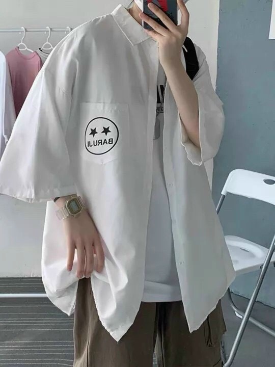 Áo sơ mi form rộng, áo sơ mi tay rộng túi in hình mặt cười duyên dáng. tp