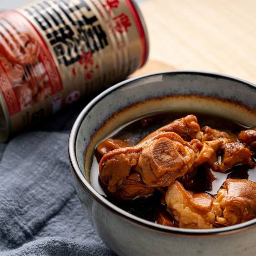 Giò heo kho đồ hộp Đài Loan 425g Hsin Tung Yang 新東陽紅燒豬腳