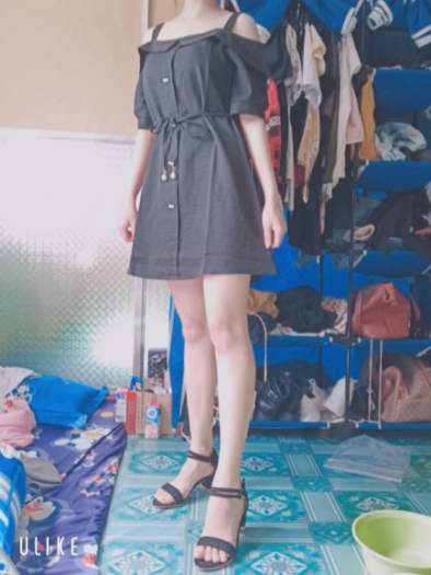 Đầm ngắn trễ vai dễ thương