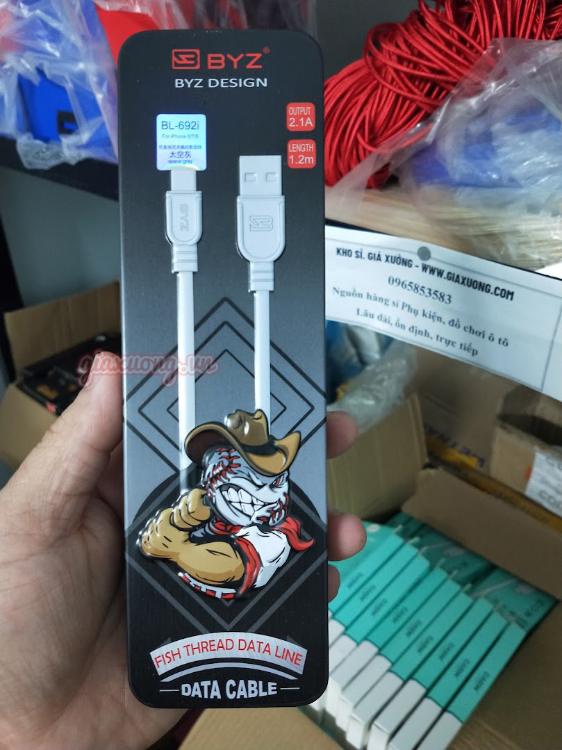 Dây sạc iphone chính hãng byz, dây iphone xịn, sạc nhanh, sạc iphone chính hãng, bh18th, byz 692i, video giaxuong.com
