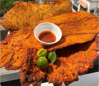 Khô bò miếng to loại ngon [BÒ THẬT 100%] - hũ 1 kg