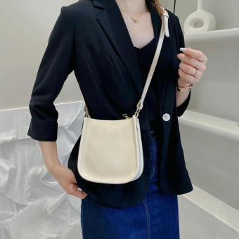 Túi đeo chéo Hàn Quốc túi đeo vai thời trang da nẹp viền - TDC215