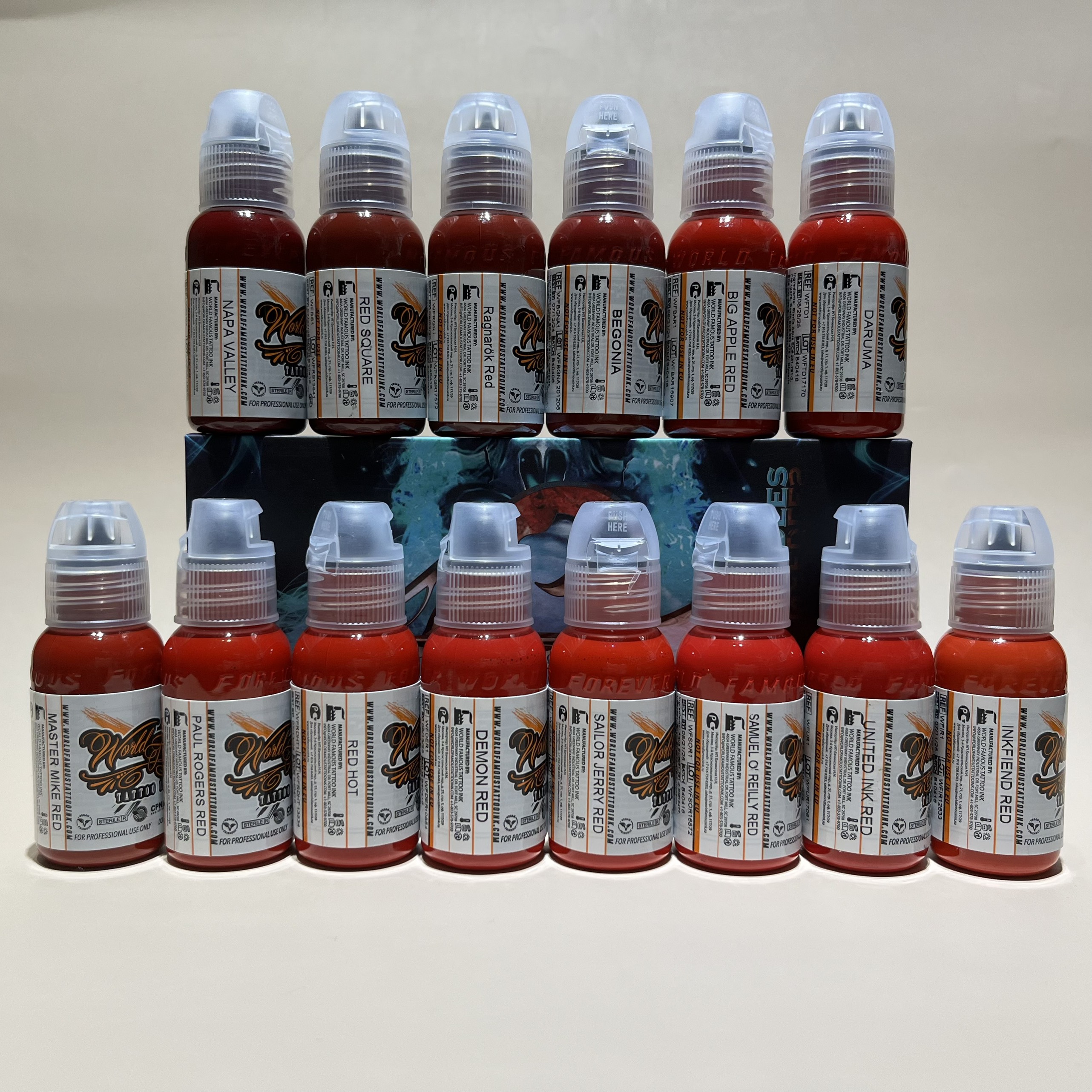 Mực xăm tattoo World Famous tông màu ĐỎ chai 1oz