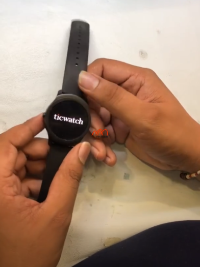 THAY PIN ĐỒNG HỒ TICWATCH 1