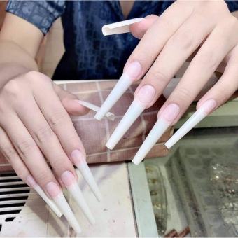 móng típ nối form thang, vuông dài 500 móng, form chuẩn