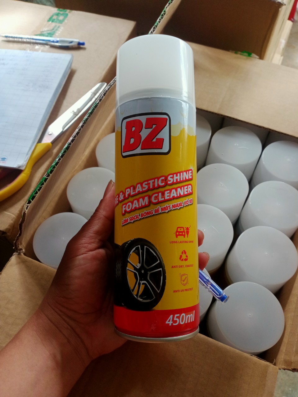 BZ. bóng vỏ+phục hồi nhựa nhám,phục hồi nước sơn zin.mẫu mói chai 450ml