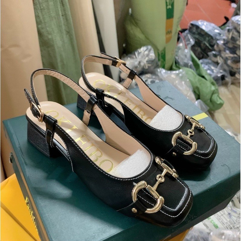 Giày sandal cao gót bít mũi gót vuông loại da bóng, sandal bít mũi da mịn khuy ngang chỉ viền, sandal hở gót cực êm chân