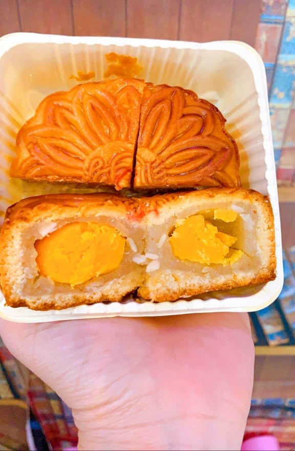Bánh trung thu 2 trứng vị sữa dừa - tân dân lợi