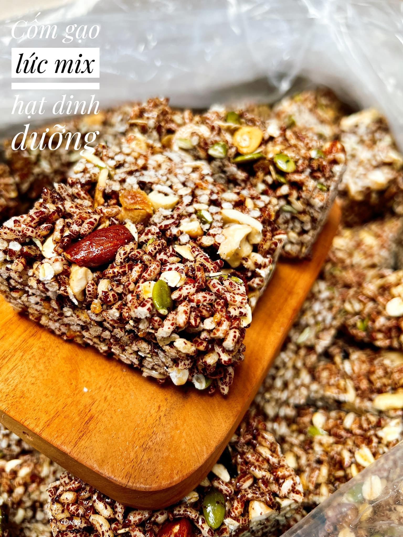 ?? cốm - gạo lức mix hạt dinh dưỡng - rong biển