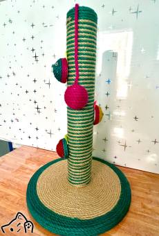 Trụ cào móng kiểu dáng 3 con chuột leo cho mèo - Giao màu ngẫu nhiên